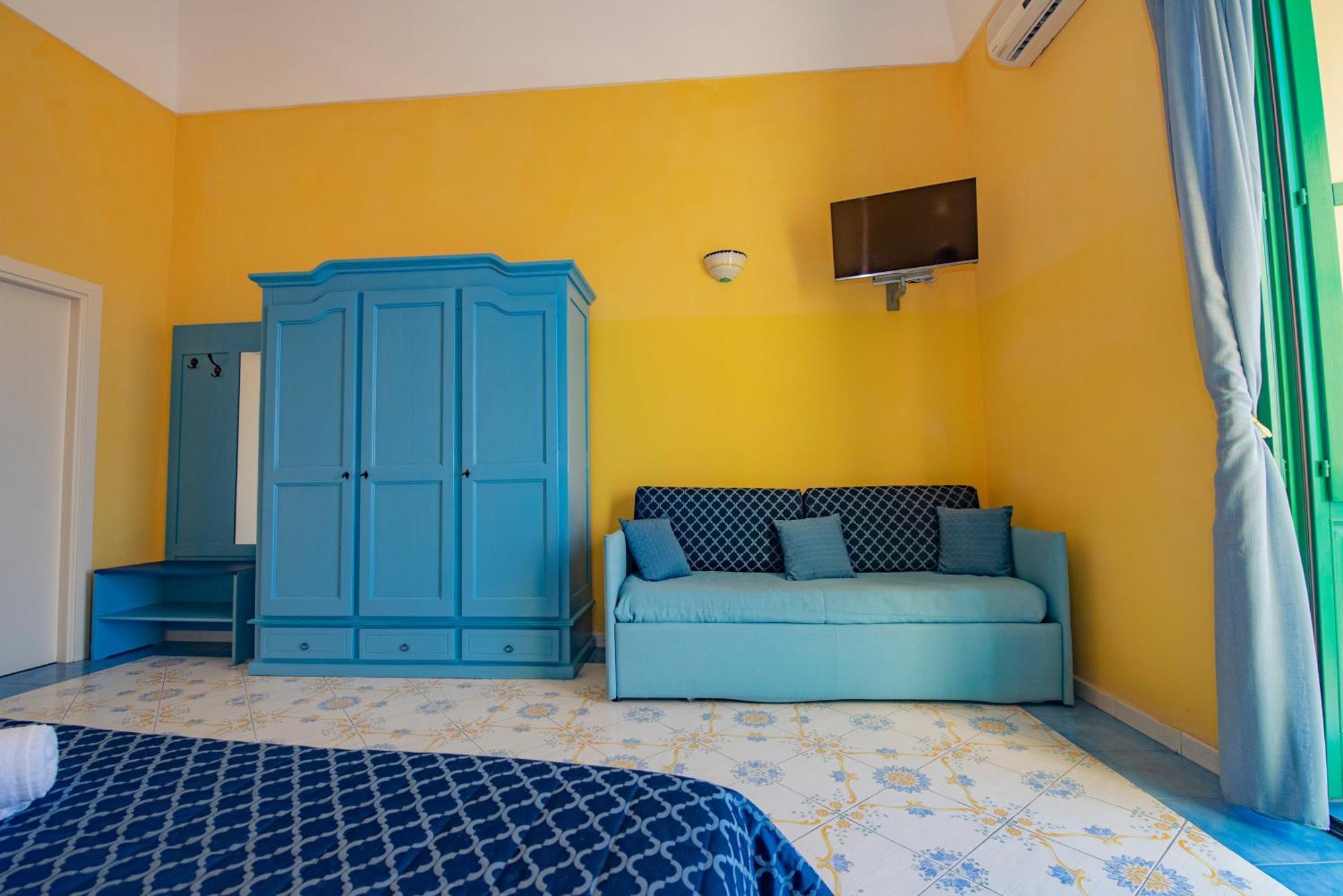 Hotel Savoia Прочида Екстер'єр фото